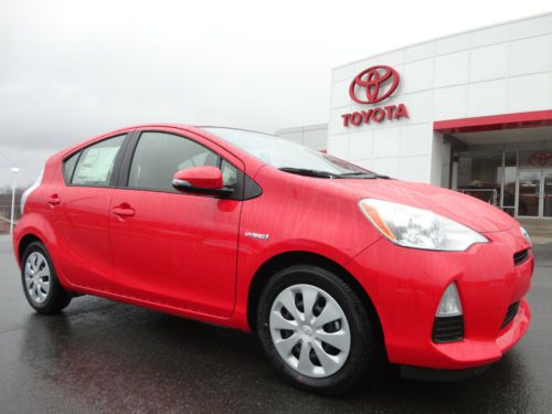 New 2013 prius c three model hybrid entune navigation absolutely red paint iii