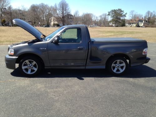 2003 ford svt lightning