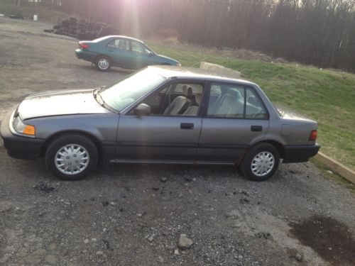 1990 honda civic dx sedan 4-door 1.5l no reserve mechanics special!! or parts