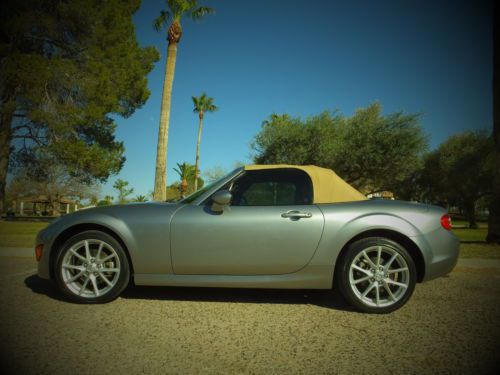 2009 mazda mx-5 miata grand touring 2l i4 16v premium pkg