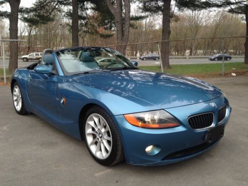 2003 bmw z4 2.5i convertible 2-door  5 speed extra clean low miles no reserve