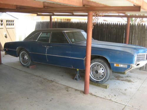 1971 ford thunderbird base sedan 4-door 7.0l