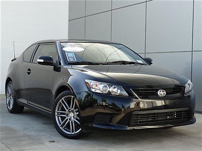 Low miles 2 dr hatchback automatic gasoline 2.5l dohc sfi 16-valve dua