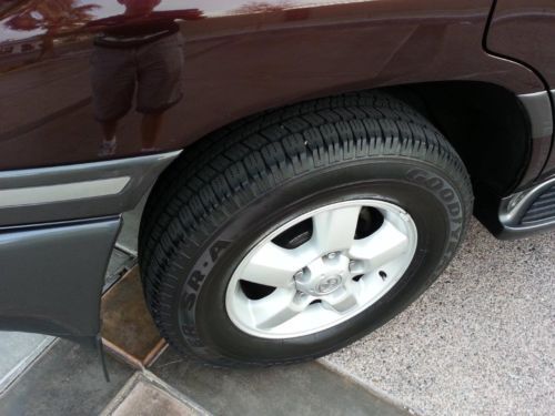 No Reserve .Smoke free, Excellent condition, Clean title, image 5