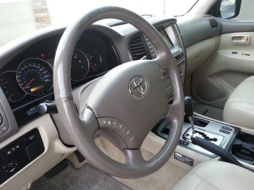 No Reserve .Smoke free, Excellent condition, Clean title, image 19