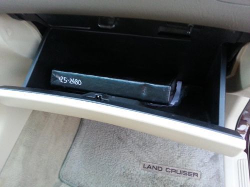 No Reserve .Smoke free, Excellent condition, Clean title, image 35