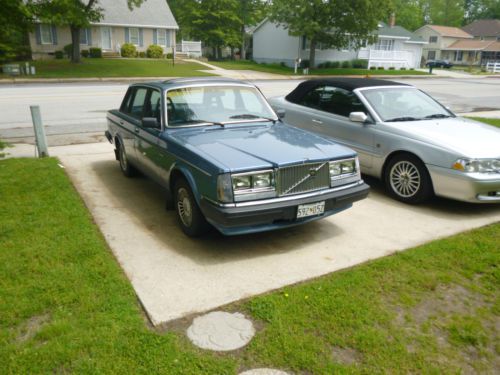 Attention volvo collectors well preserved 1983 volvo 244 gl sedan 4-door 2.3l