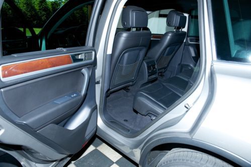 2011 Volkswagen Touareg Hybrid Sport Utility 4-Door 3.0L, US $35,900.00, image 7