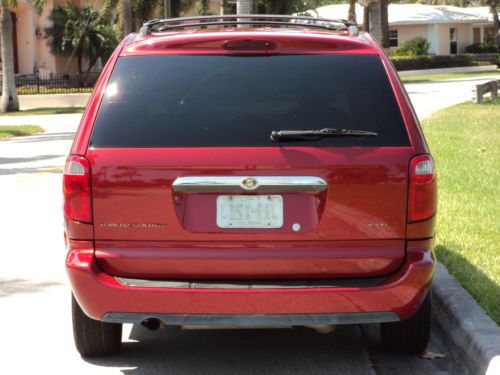 2006 CHRYSLER TOWN COUNTRY TOURING 1OWN TV/DVD LOW MILES NON SMOKER NO RESERVE!, image 4