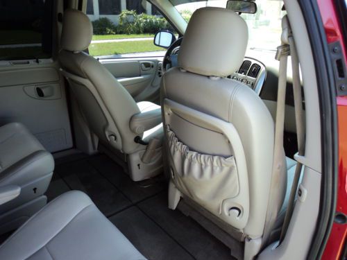 2006 CHRYSLER TOWN COUNTRY TOURING 1OWN TV/DVD LOW MILES NON SMOKER NO RESERVE!, image 16