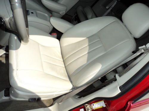 2006 CHRYSLER TOWN COUNTRY TOURING 1OWN TV/DVD LOW MILES NON SMOKER NO RESERVE!, image 22