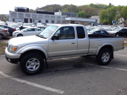 Toyota tacoma sr5 2.7l 4x4 no reserve