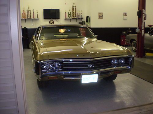 1969 chevrolet impala base hardtop 2-door 7.0l
