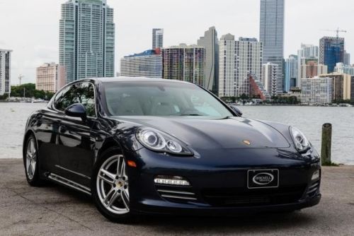 2011 porsche panamera 4s