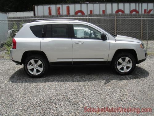 2012 jeep compass latitude - rebuildable salvage ***no reserve***