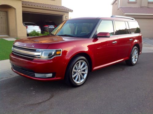 2014 ford flex limited awd,3.5l,auto,nav,camera,leather,like new, 7,000 miles