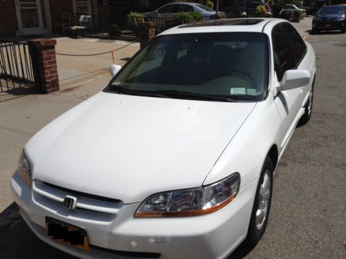 1999 honda accord ex sedan 4-door 2.3l mint condition