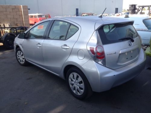 2013 toyota prius c base hatchback 4-door 1.5l damaged and already repaired.