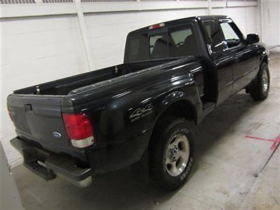 Wow!! (( 4x4...stepside...ext cab...4.0l 6cyl...5 spd)) no reserve