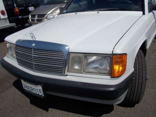 1989 Mercedes 190E, NO RESERVE, image 9