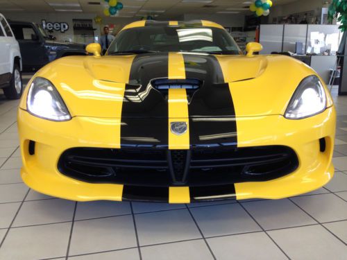 2013 srt viper gts only 400 miles $140,940 msrp!! rarest colors and options
