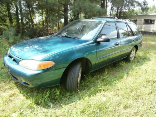 1997 ford escort lx wagon 5-door 2l gas saver family clean low miles no reserve