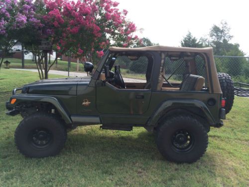 1998 jeep wrangler sahara sport utility 2-door 4.0l