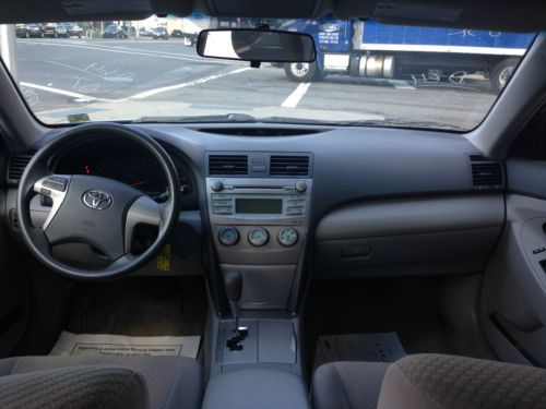 2007 Toyota Camry LE Sedan 4-Door 2.4L, image 8