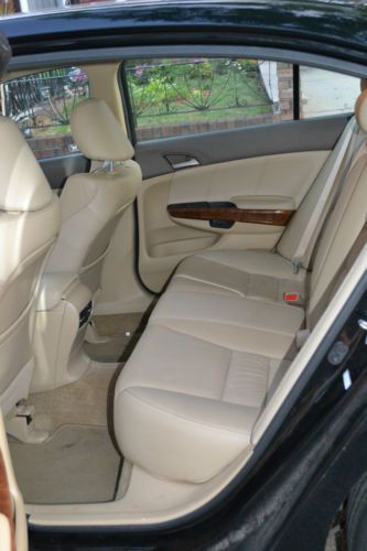 2010 Honda Accord EX-L Black w Tan Leather 22600 Miles Fully Loaded Auto NICE!!, image 5
