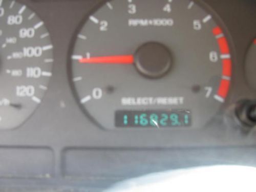 2000 ford mustang base