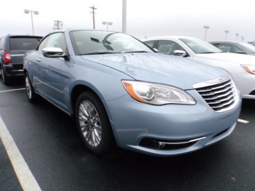 2014 Chrysler 200 Limited, US $36,325.00, image 5