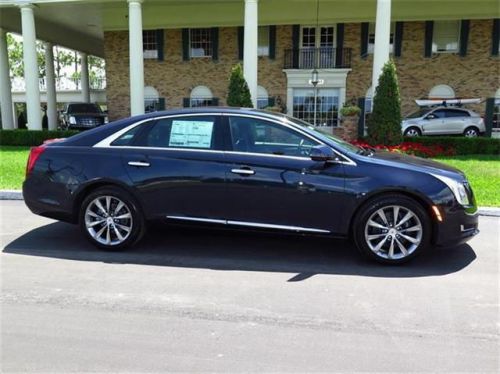 2014 cadillac xts base