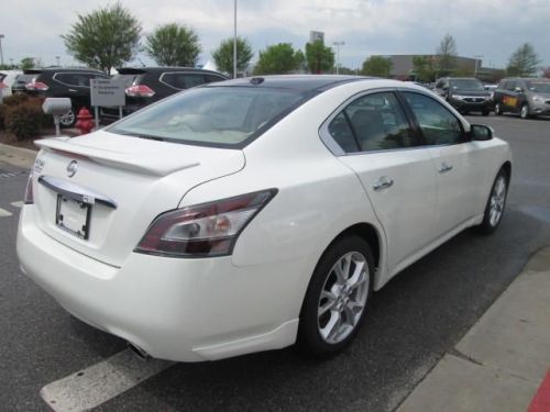 2014 nissan maxima sv