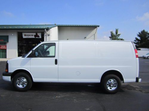 2009 chevy express g2500 cargo van