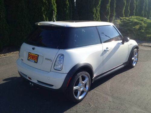 Mini Cooper S Turbo Charged 1.6 Liter 6 Speed Manual, Moon Roof, image 3