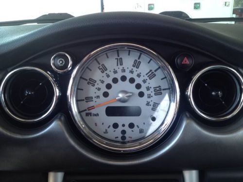 Mini Cooper S Turbo Charged 1.6 Liter 6 Speed Manual, Moon Roof, image 32