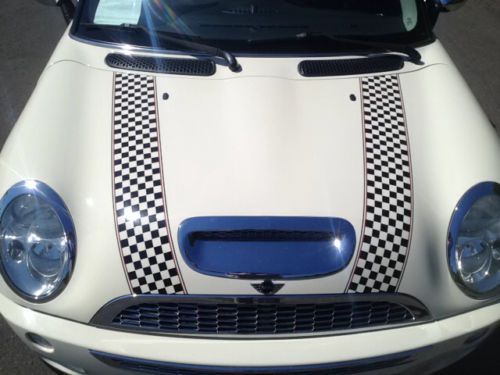 Mini Cooper S Turbo Charged 1.6 Liter 6 Speed Manual, Moon Roof, image 68