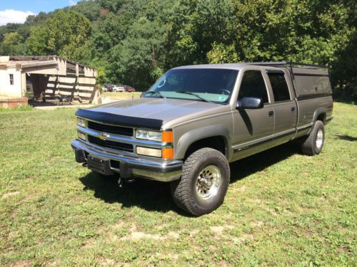 2000 chevy 3500 crew cab with contractor cap