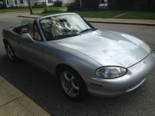 1999 Mazda Miata, Silver 64k miles, image 2