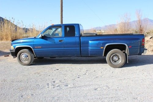 1999 dodge ram 3500 dually. strong and reliable