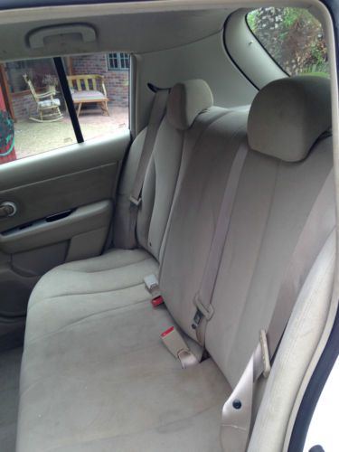 Hatch back white color, automatic 56,800 Miles, image 16