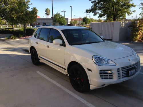 2010 porsche cayenne gts sport utility 4-door 4.8l