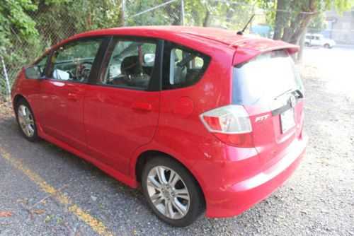 2010 honda fit sport hatchback 4-door 1.5l