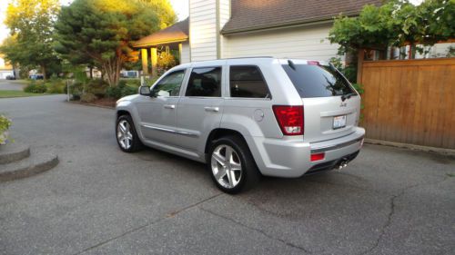 2006 jeep grand cherokee srt8