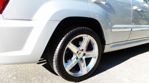 2006 Jeep Grand Cherokee SRT8, image 3