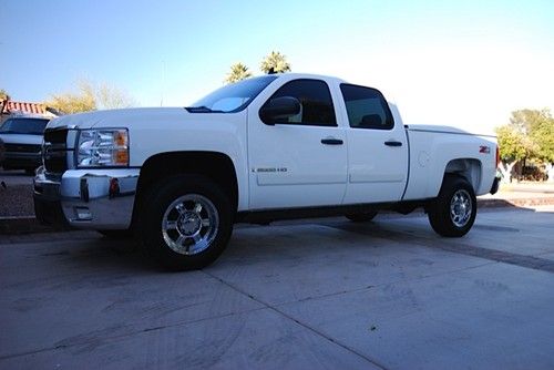 2008 chevrolet silverado 2500 hd lt crew cab pickup 4-door 6.6l diesel