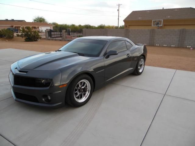 Chevrolet camaro 1ss coupe 2-door