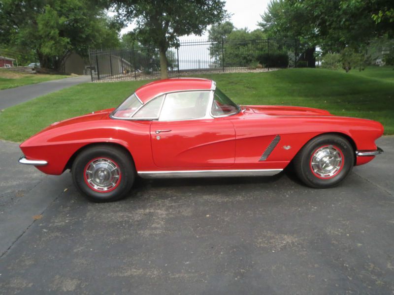 1962 chevrolet corvette