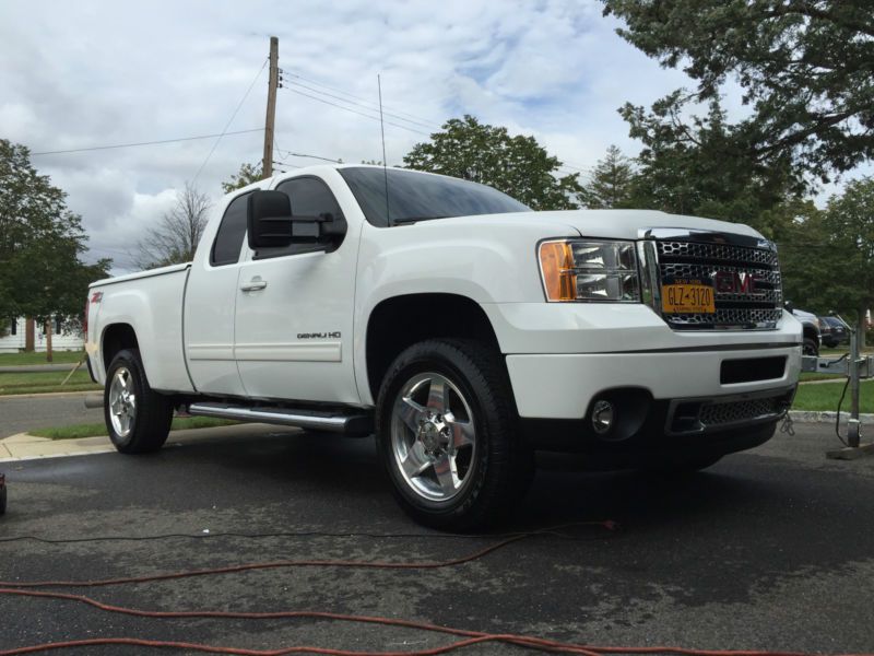 2011 gmc sierra 2500