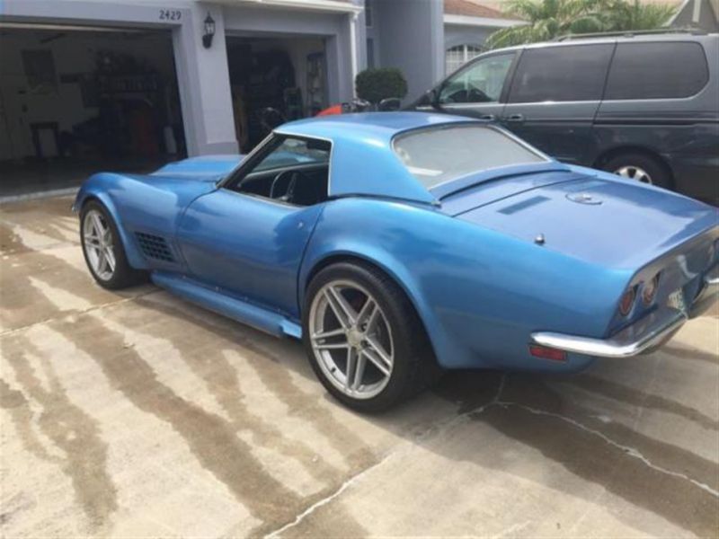 Chevrolet: corvette convertible